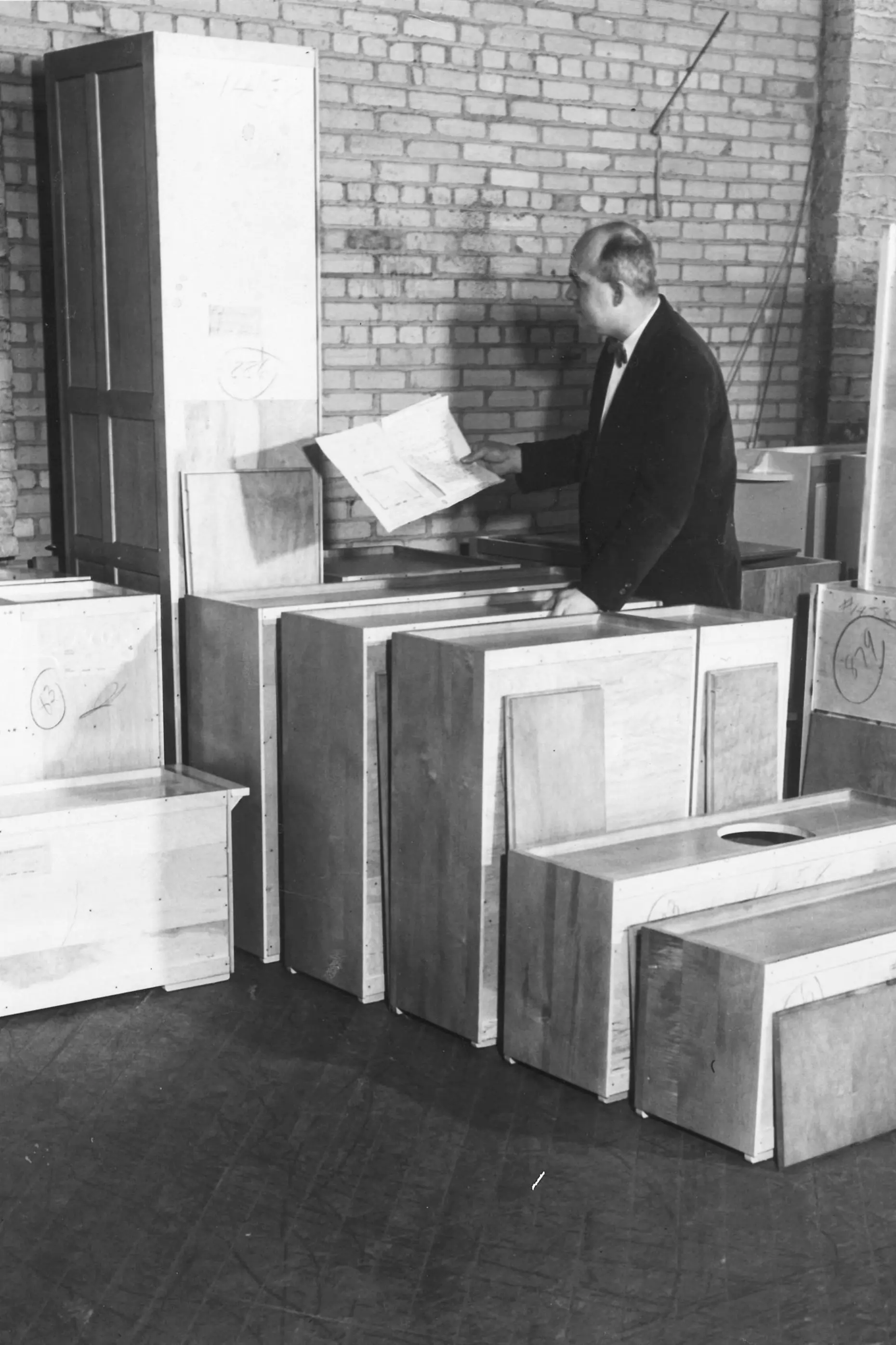 Coppes worker inside warehouse